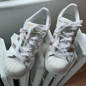 Adidas Superstar Sneakers